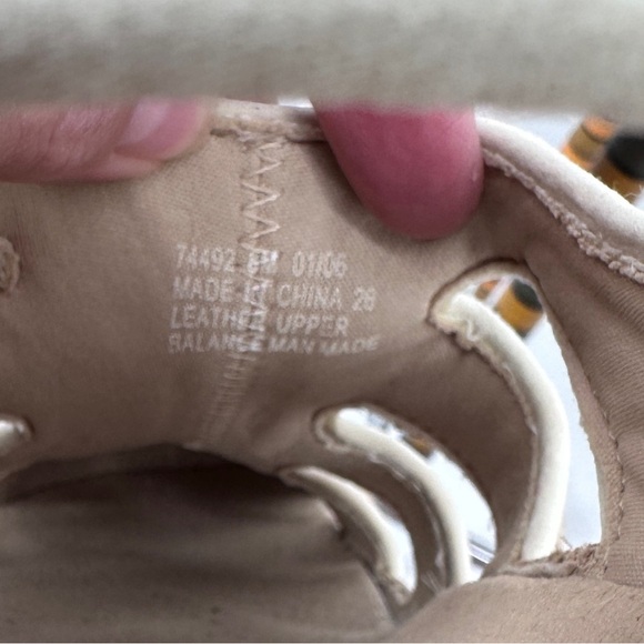 Clarks Springers Womens Leather Sandals 8M Cream Light Tan Elastic Back Strap - Picture 8 of 8